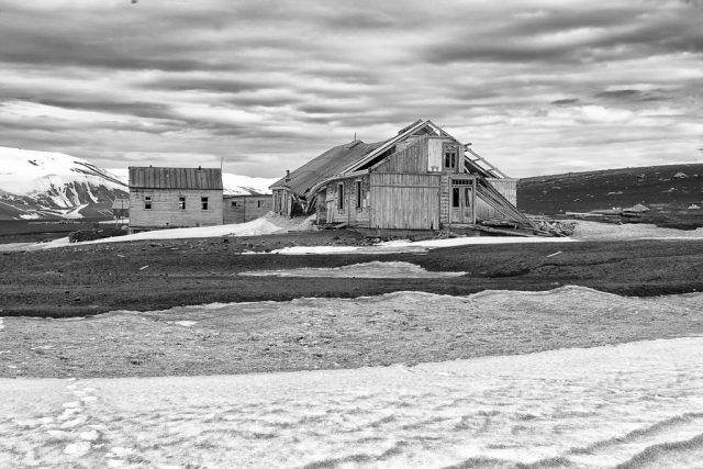 Whaling Station on the island. Author: Christopher Michel CC BY 2.0