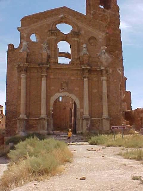 Belchite: ruins of the old town. Author: Ovidio Calvo CC BY-SA 3.0