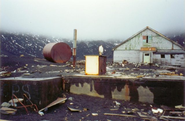 Destroyed English base. Author: Apcbg CC BY-SA 3.0