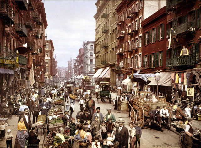 Mulberry Street – Lower East Side Circa 1900. 