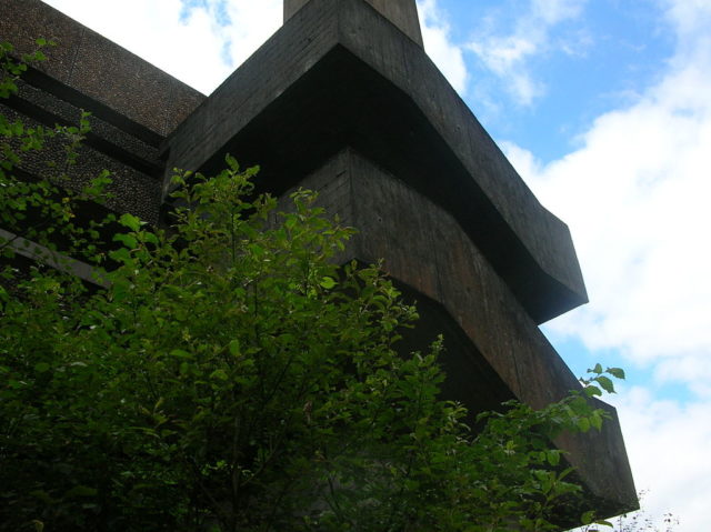 External stair. Author: Maccoinnich CC BY-SA 3.0
