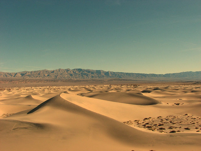 Mesquite Flat Sand Dunes.Author: sodai gomi CC BY 2.0