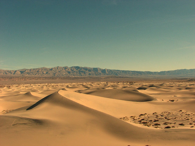 Mesquite Flat Sand Dunes.Author: sodai gomi CC BY 2.0