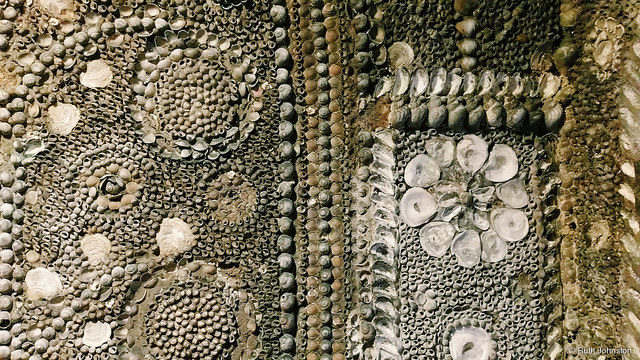 Shell Grottoes of this type were extremely popular in the Europe of the 1700s. Author: Ruth Johnston CC BY 2.0