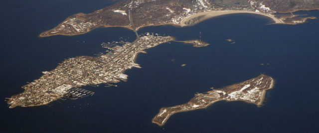 Panorama showing Hart Island (lower right) and City Island (left). Author: Doc Searls CC BY 2.0