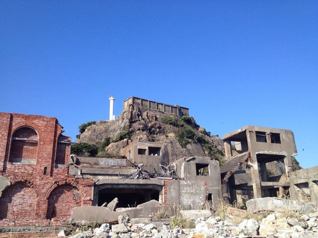 Ruins of Hashima. Author: VKaeru CC BY-SA 3.0