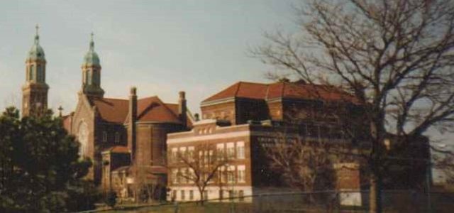 View of the Complex from the Buffalo State College, 2000.Author: Daniellagreen CC BY-SA 3.0