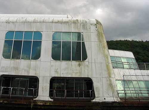 McBarge was left deserted just after several months working. Author: Ashley Fisher CC BY-SA 2.0