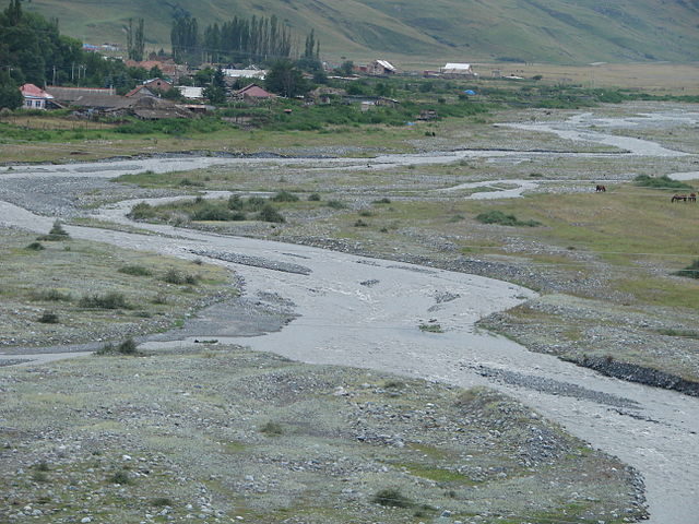 Giseldon River near Dargavs.