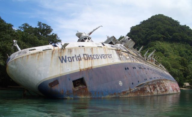 World Discoverer wreck off Guadalcanal. Photo Credit: Philjones828, CC BY-SA 3.0