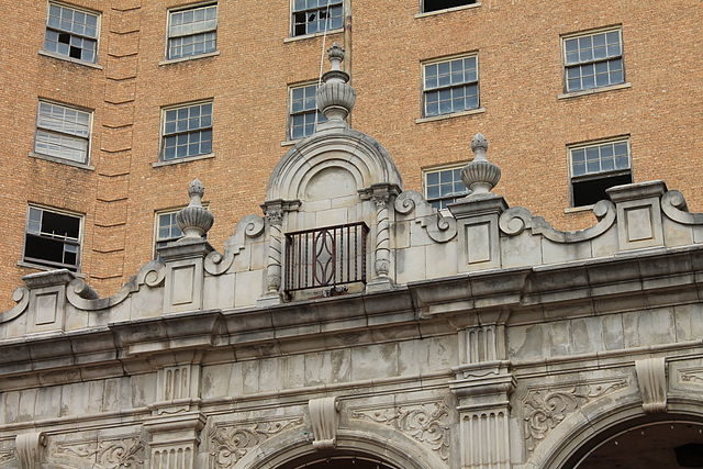 There is a project for reconstruction of the building.Author: Renelibrary CC BY-SA 3.0