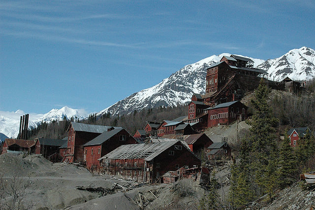 The ghost town of Kennecott. Author: Sewtex CC BY 2.5 