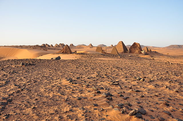 The Southern Cemetery of Meroë/ Author: TrackHD – CC BY 3.0