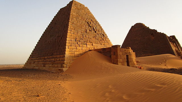 The Nubian pyramids were raided and devastated over the centuries/ Author: Jovan Smiljković – CC BY 4.0