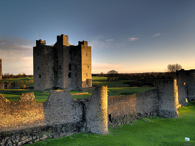 The keep and curtain walls of Trim Castle.Author: Andrew Parnell CC BY 2.0