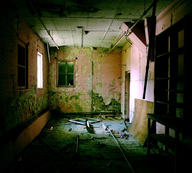 A vacant room. Ryan Bailey CC BY 2.0