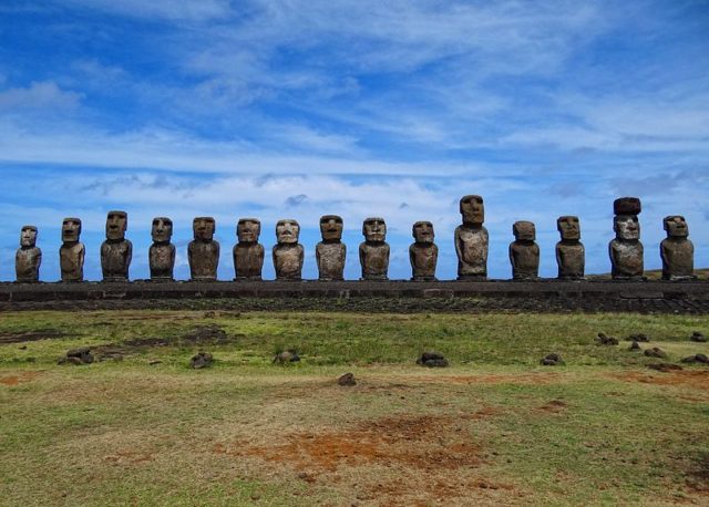 All fifteen standing moai at Ahu Tongariki, excavated and restored in the 1990s. Bjørn Christian Tørrissen CC BY-SA 3.0
