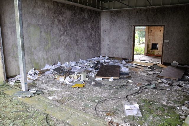 Destroyed room.Author: Hansueli Krapf CC BY-SA 3.0