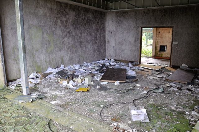 Destroyed room.Author: Hansueli Krapf CC BY-SA 3.0