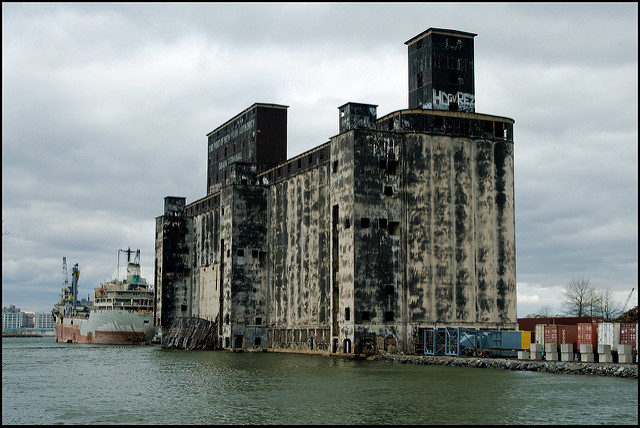 Grain Terminal. Author: Missy S. CC BY-ND 2.0 