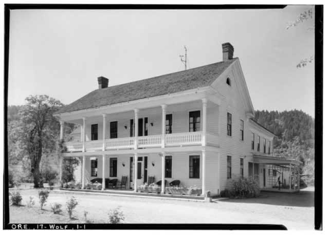 Historic American Buildings Survey, 1934. – Wolf Creek Tavern, Pacific Highway.