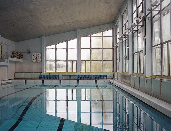 The Azure Swimming Pool in 1996/ Author: Darek83 – CC BY-SA 3.o