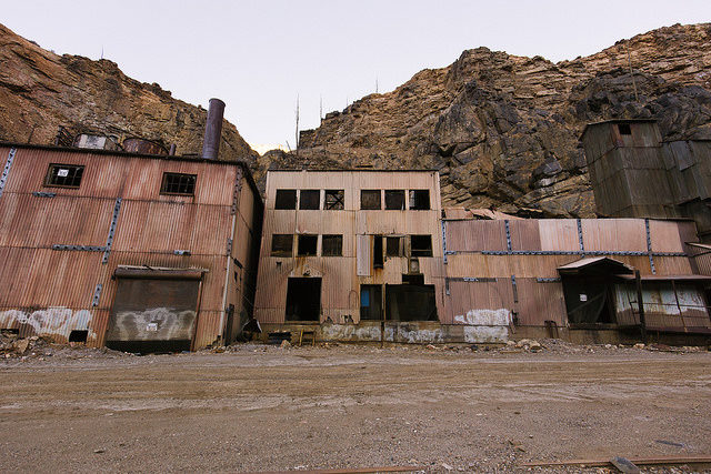 Eagle Mine buildings – Author: el-toro – CC by 2.0