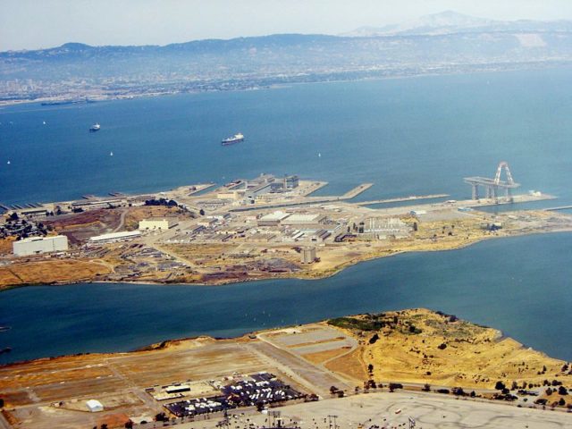 2006 aerial view. Author: Telstar Logistics CC BY-SA 3.0