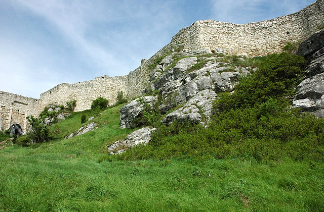 The wall/ Author: János Korom Dr – CC BY-SA 2.0