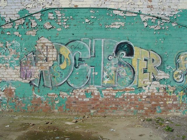 “Madchester” graffiti in Salford, England. Author: Mike Colvin. CC-BY 2.0