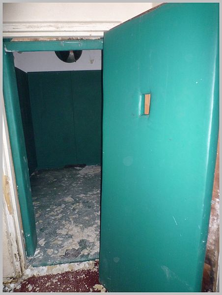 A padded cell. Author: Skin – ubx CC BY 2.0