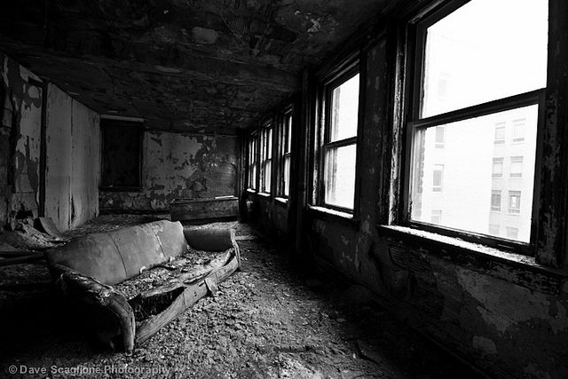 Deserted interior. Author: David Scaglione CC BY 2.0