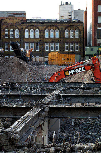Middlesex Hospital demolition. Author: Matthew Byrne CC BY 2.0