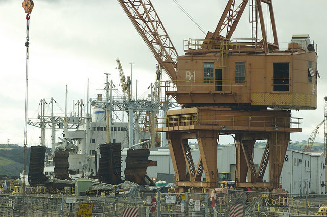 One of the cranes at MINSY. Author: jcookfisher CC BY 2.0