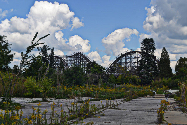 The abandoned Geauga Lake park. Author: Mike CC BY-ND 2.0