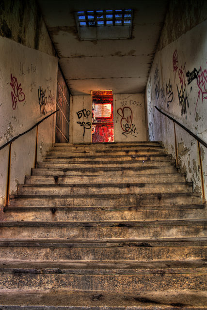 The entrance. Author: Toby Charlton-Taylor CC BY-ND 2.0