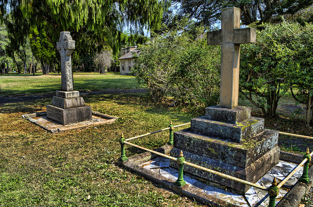 The Graves of Both Dr Frederick Norton Manning and Dr Eric Sinclair. Author: Frederick Manning CC BY 2.0