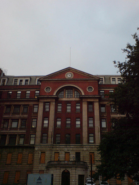 The hospital in October 2007. Author: Mark Hoogenboom CC BY 2.0