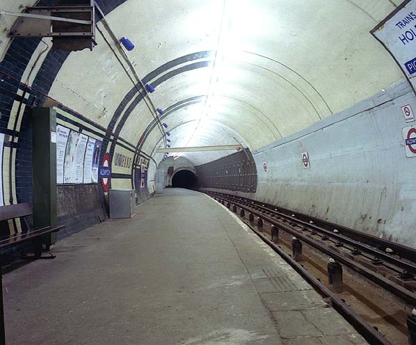 The Western platform. Author: Phillip P CC BY-SA 2.0