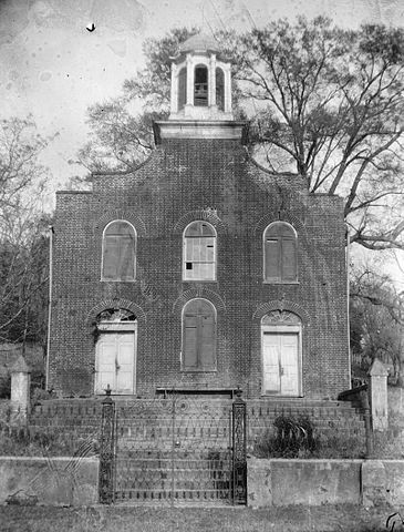 Old picture of the Presbyterian Church