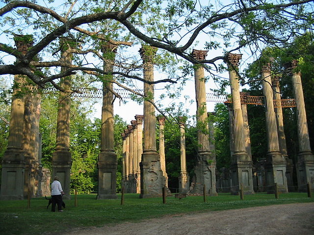 Windsor Ruins in 2007/ Author: Matt Lancashire – CC BY 2.0