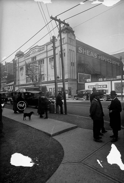 Shea’s Hippodrome (opened 1907, demolished March 1957 to make way for the new City Hall). Author. James Salmon. Public Domain