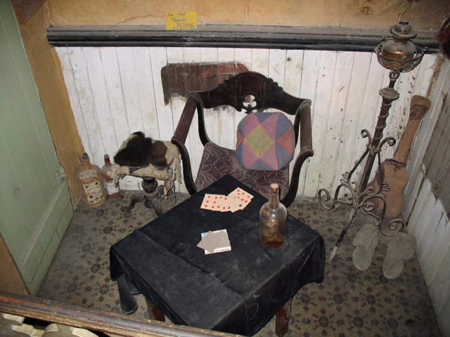 A box seat. Author: Santoaz2006 CC BY-SA 1.0