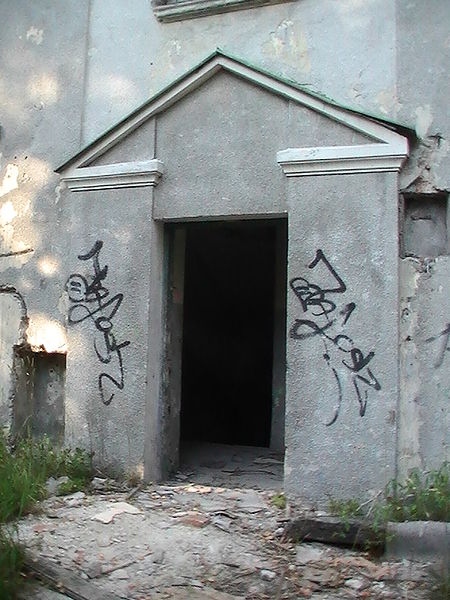 A journey into the dark past of Zofiówka Sanatorium Author: Higroskopijny Public Domain