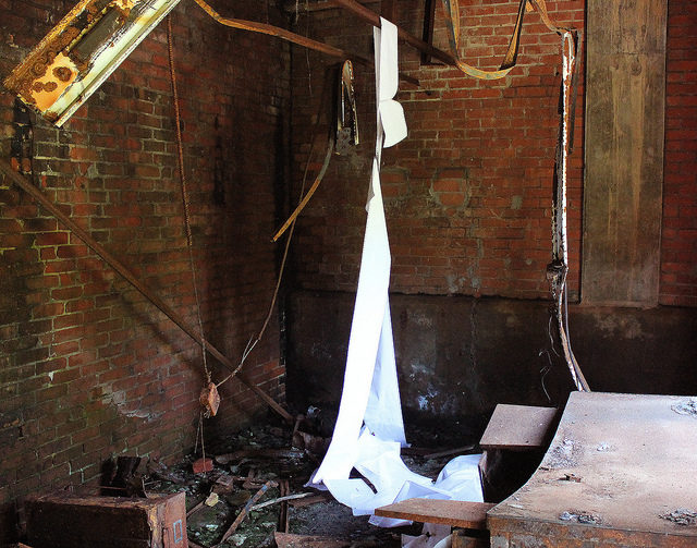 A room beyond recognition. Author: Matthew Hester CC BY-ND 2.0