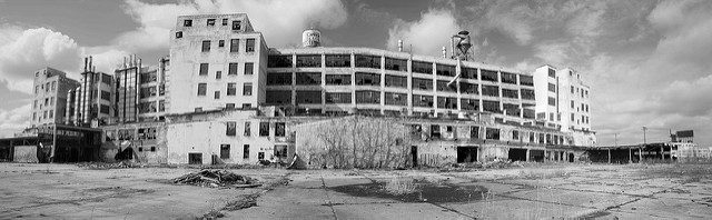 Fisher Body 21 Plant from the outside. Author: Ray Dumas CC BY-SA 2.0