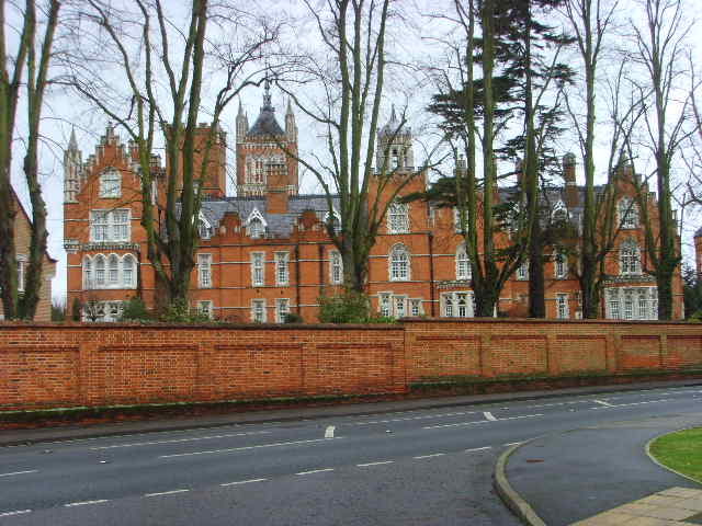 Holloway Sanatorium in 2008. Author: P0mbal Public Domain