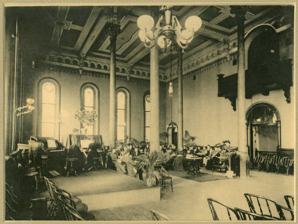 Old photo of the ballroom. Author: Unknown PD-US