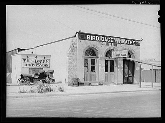 The Bird Cage in 1940. Author: Russell Lee Public Domain