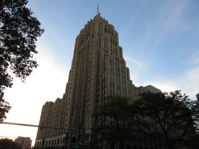 The Fisher Building. Author: Ken Lund CC BY-SA 2.0